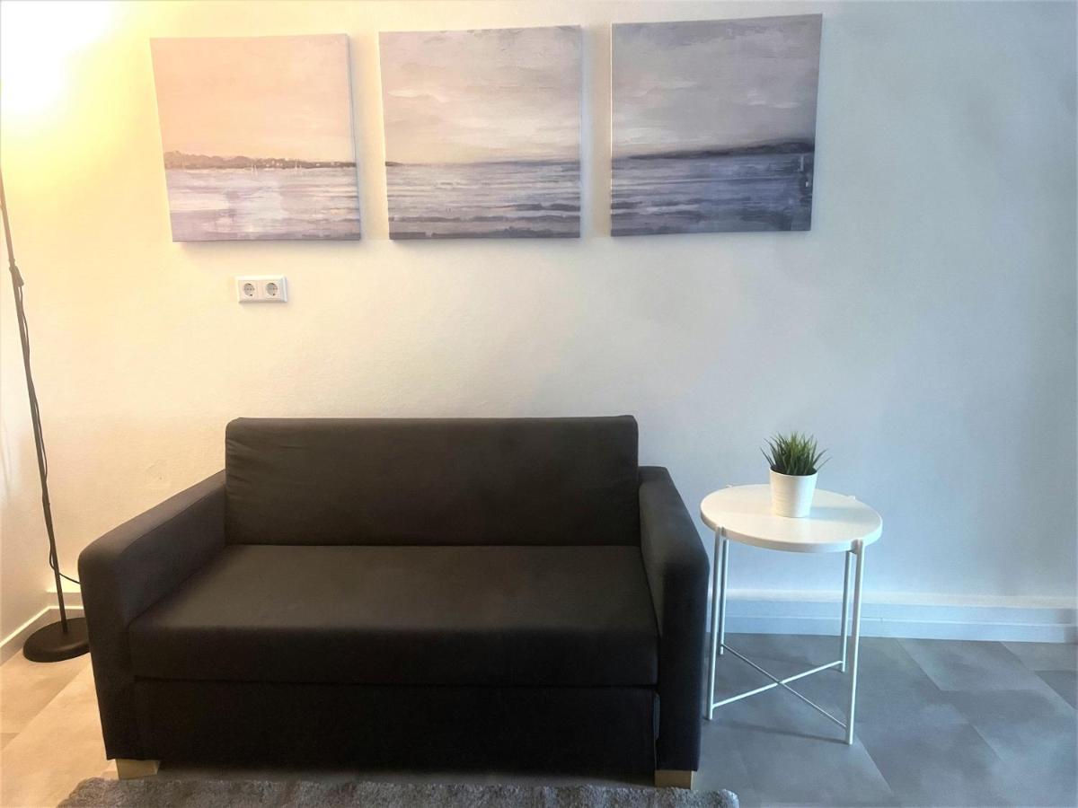 Moeblierte 3 Zimmer Apartment - Mit Smart Tv, Wlan Und Kostenfreie Parkplaetze Schloß Holte-Stukenbrock 외부 사진