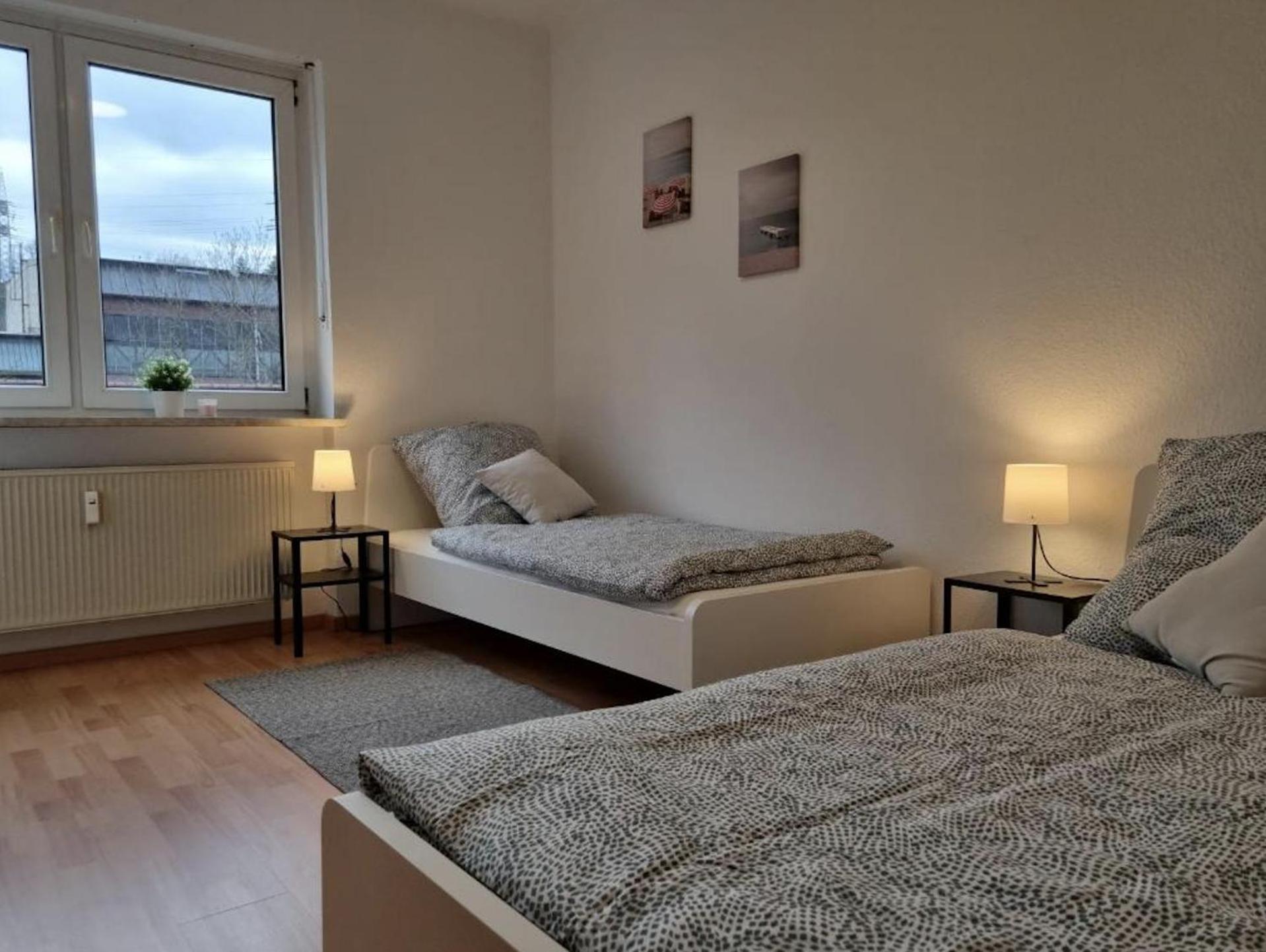 Moeblierte 3 Zimmer Apartment - Mit Smart Tv, Wlan Und Kostenfreie Parkplaetze Schloß Holte-Stukenbrock 외부 사진